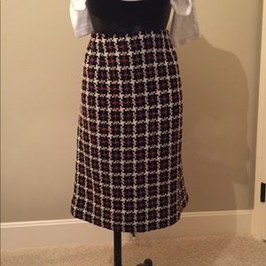 Houndstooth Pencil Skirt